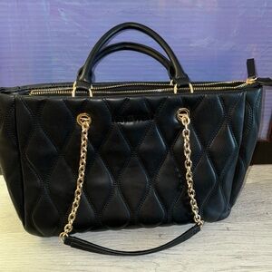 Nine West black leather shoulder purse